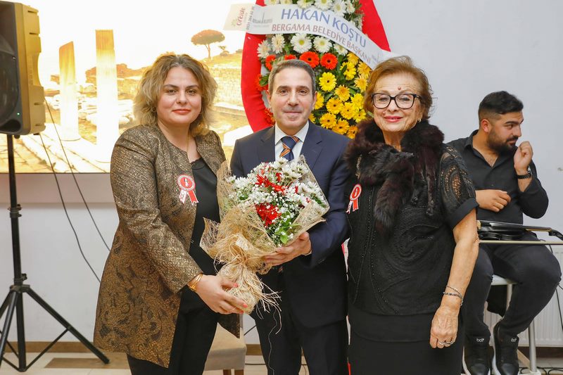 Türk Kadınına Seçme ve Seçilme Hakkının verilişinin 89. Yıldönümü dolayısıyla verilen kutlama yemeğine katıldık